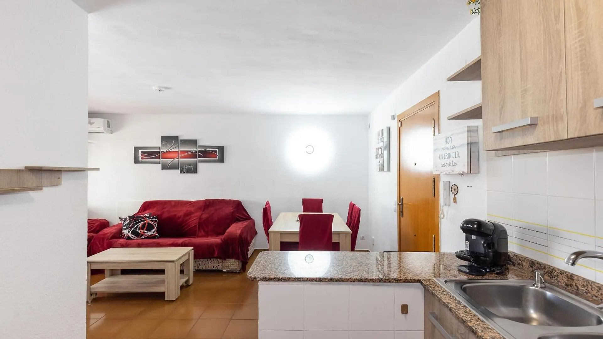Uhc Marathon Apartments Salou Spain