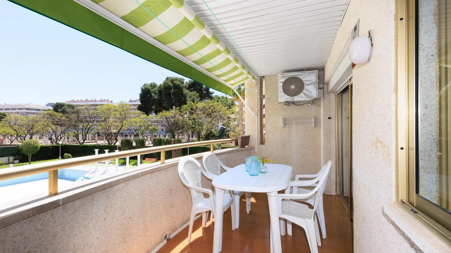 Uhc Marathon Apartments Salou Spain